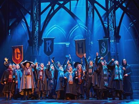 Endlich: 1.670 Gäste bei Deutschlandpremiere von Harry Potter und das verwunschene Kind im Mehr! Theater am Großmarkt Hamburg