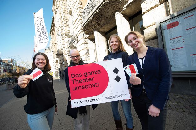 Theater Lübeck bietet freien Eintritt für Studierende